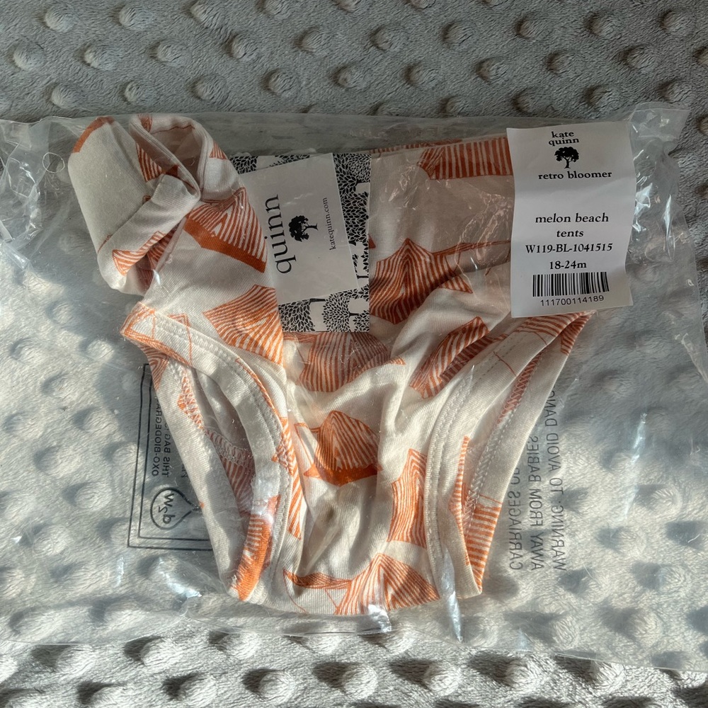 NWT Kate Quinn bummies